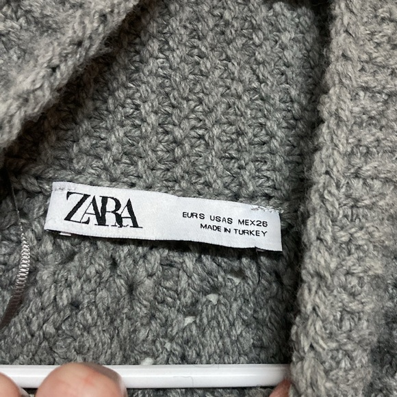 ZARA Gray Sweater - Picture 5 of 5